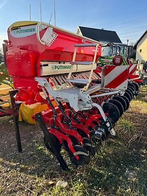 E-FARM: pöttinger vitasem 302add - Semoir - id JKCRBUB - 26 000 € - Année: 2022 - France