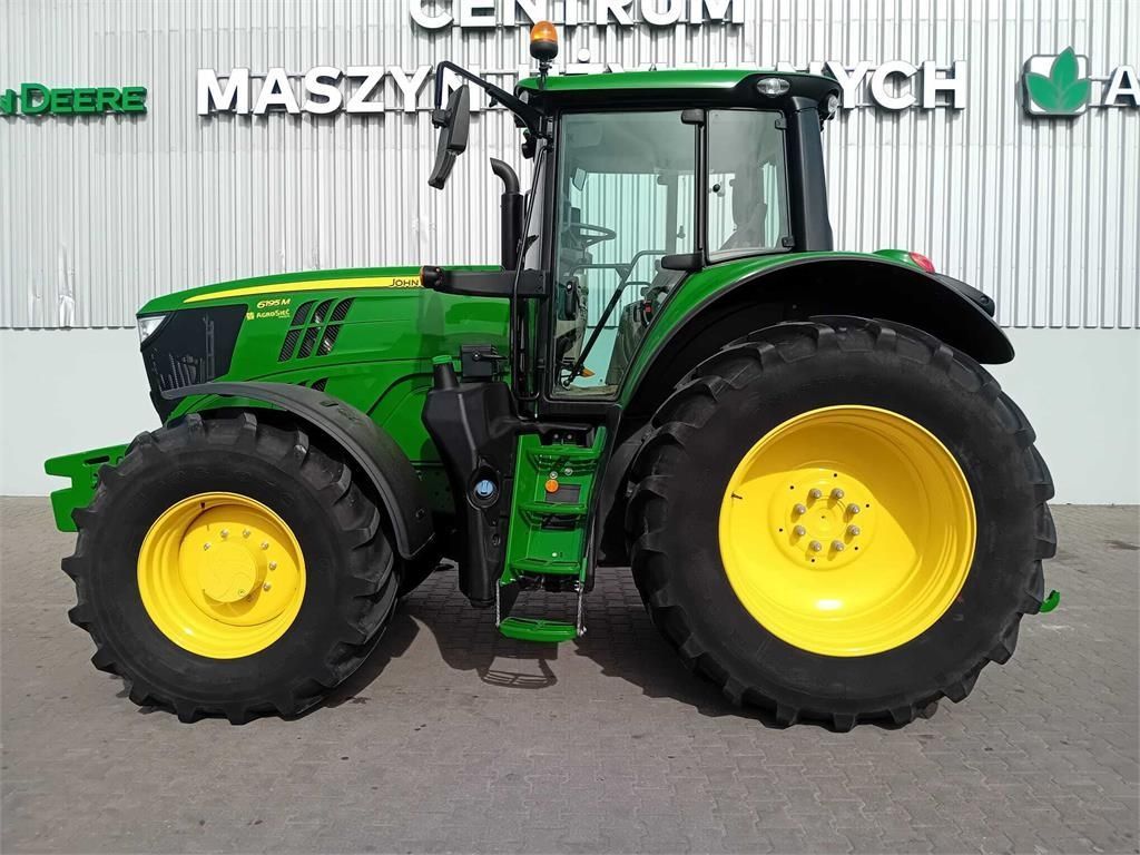John Deere 6195 M Tractor €117,686