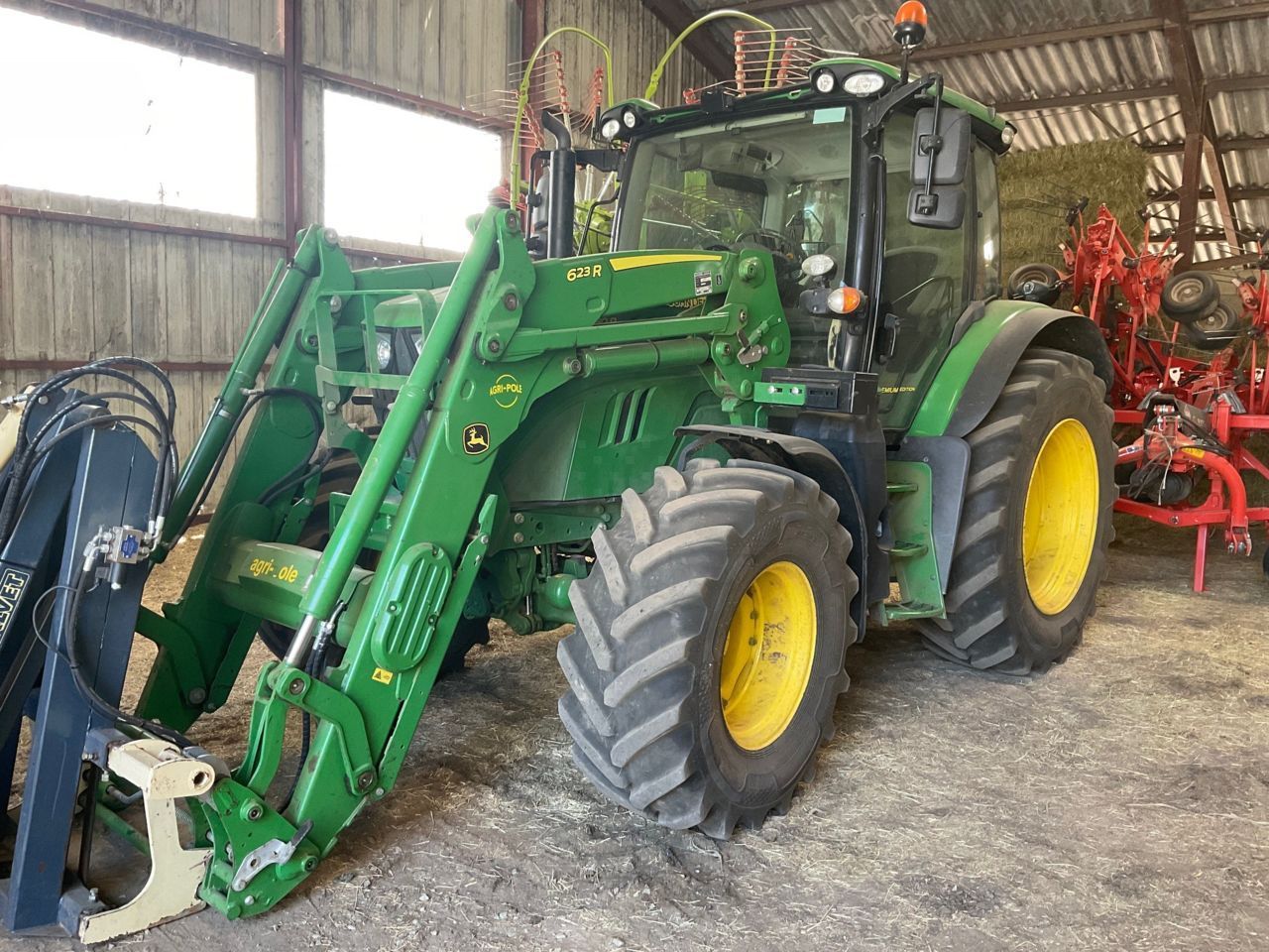 John Deere 6130 R Tractor €69,000