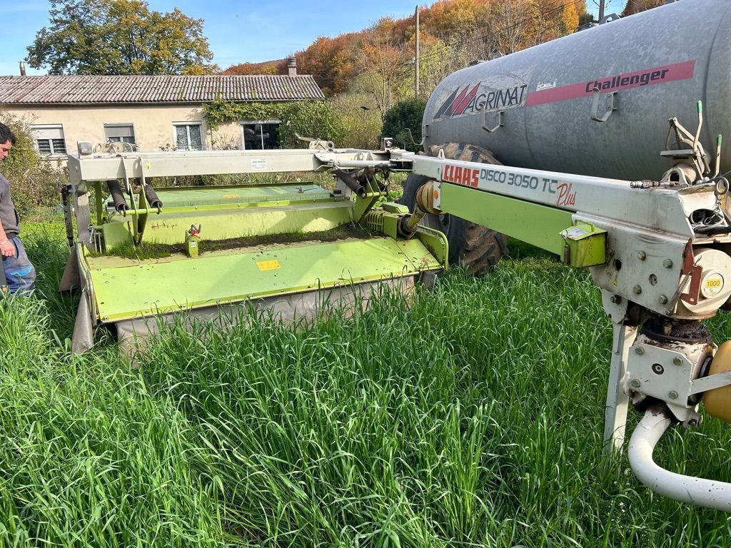 E-FARM: Claas Disco 3050 TC Plus - Segadora - id WGBRUIX - Año: 2011 - Francia