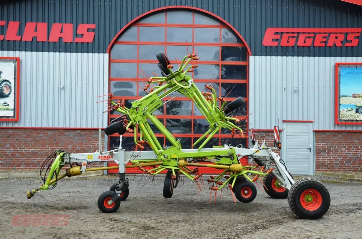 Claas Volto 1300 T Tedder €21,800