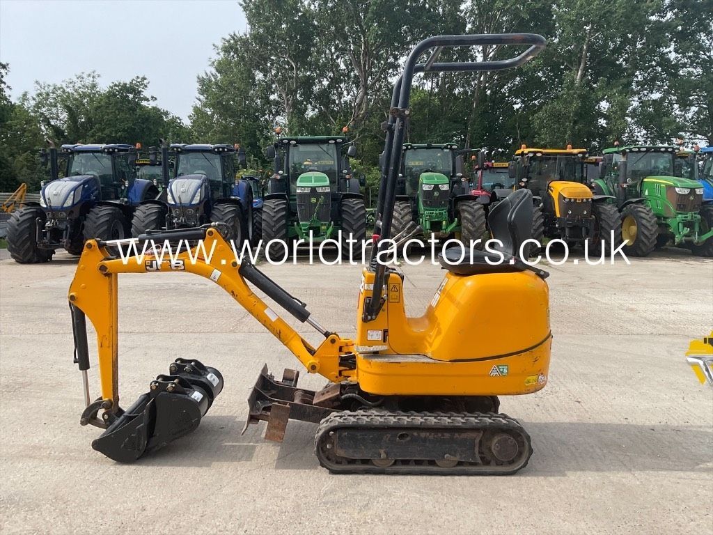 JCB 8008 Mini excavator €9,179