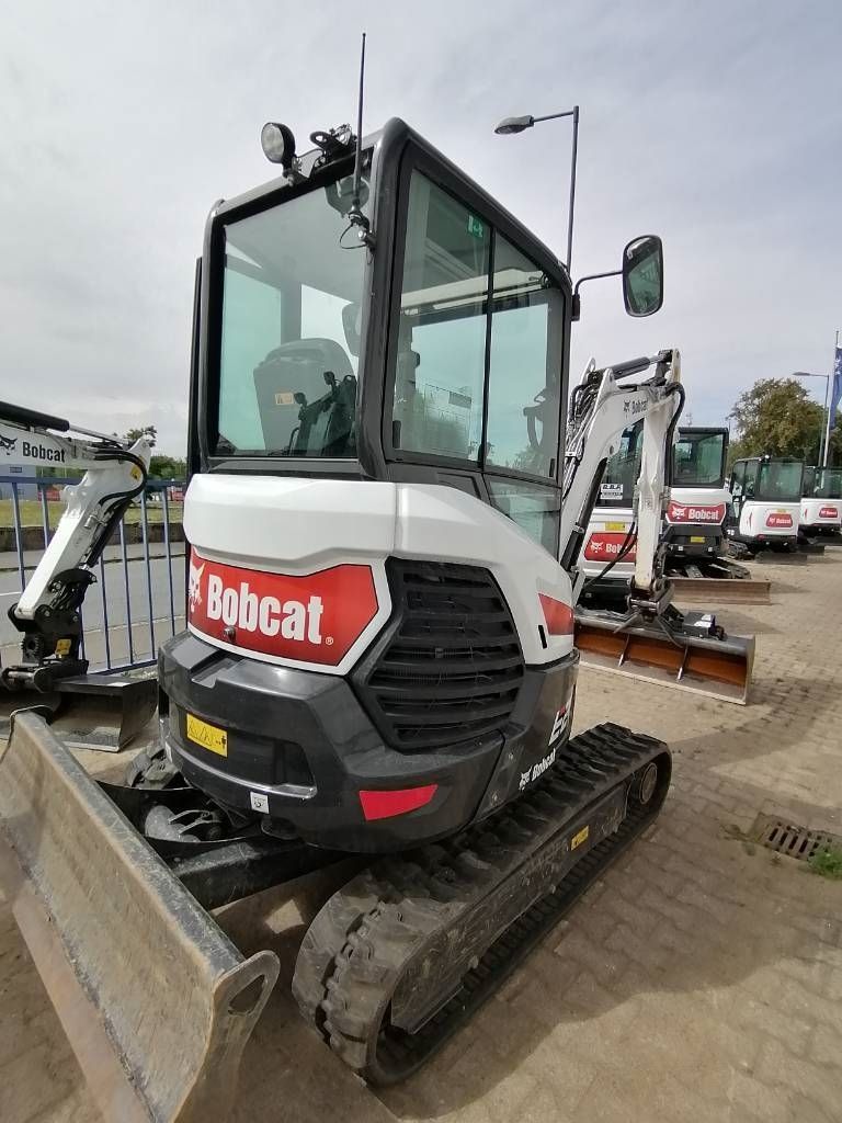 Bobcat E27 Mini-pelle 26 900 €