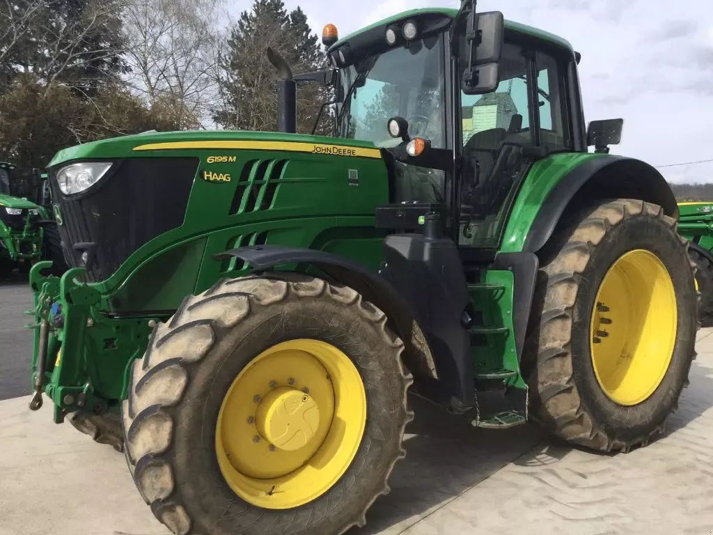 E-FARM: John Deere 6195 M - Tractor - id XZHPB5A - €74,900 - Year of construction: 2019 - Engine hours: 5,600,Engine power (HP): 195,France