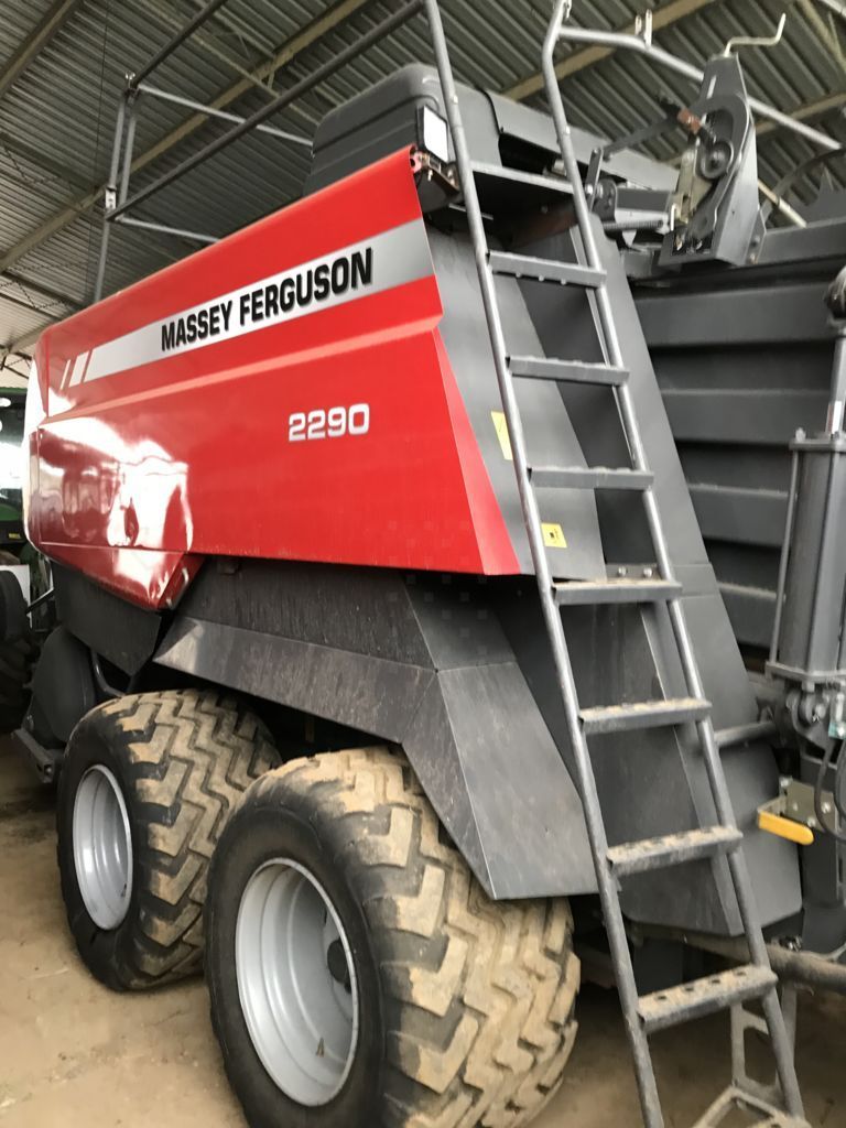 Massey Ferguson 2290 Baler €67,000