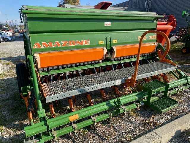 Amazone d9-30 special Siewnik rzędowy/agregat uprawowo-siewny 5900 €