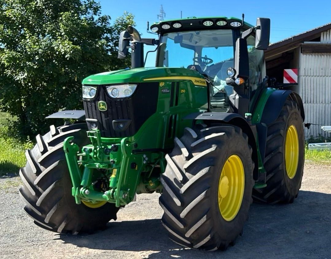 John Deere 6R 250 Tractor €157,500