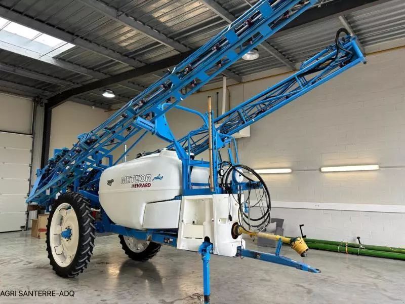 E-FARM: Evrard meteor - Pulvérisateur - id AHKPBCG - 12 000 € - Année: 2005 - France