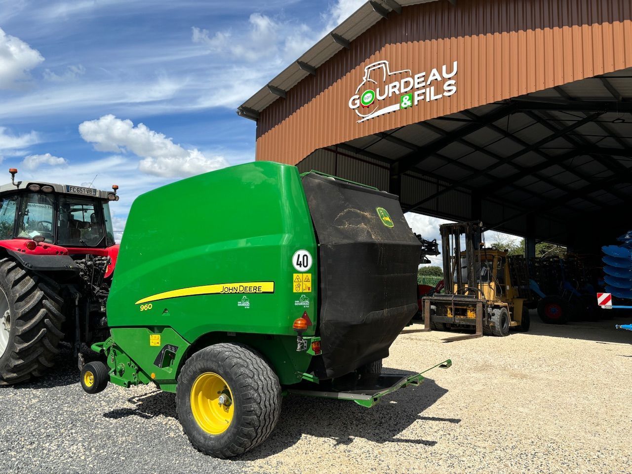 E-FARM: John Deere 960 - Balownica - id LPCZGID - 19 500 € - Rok produkcji: 2013 - Francja