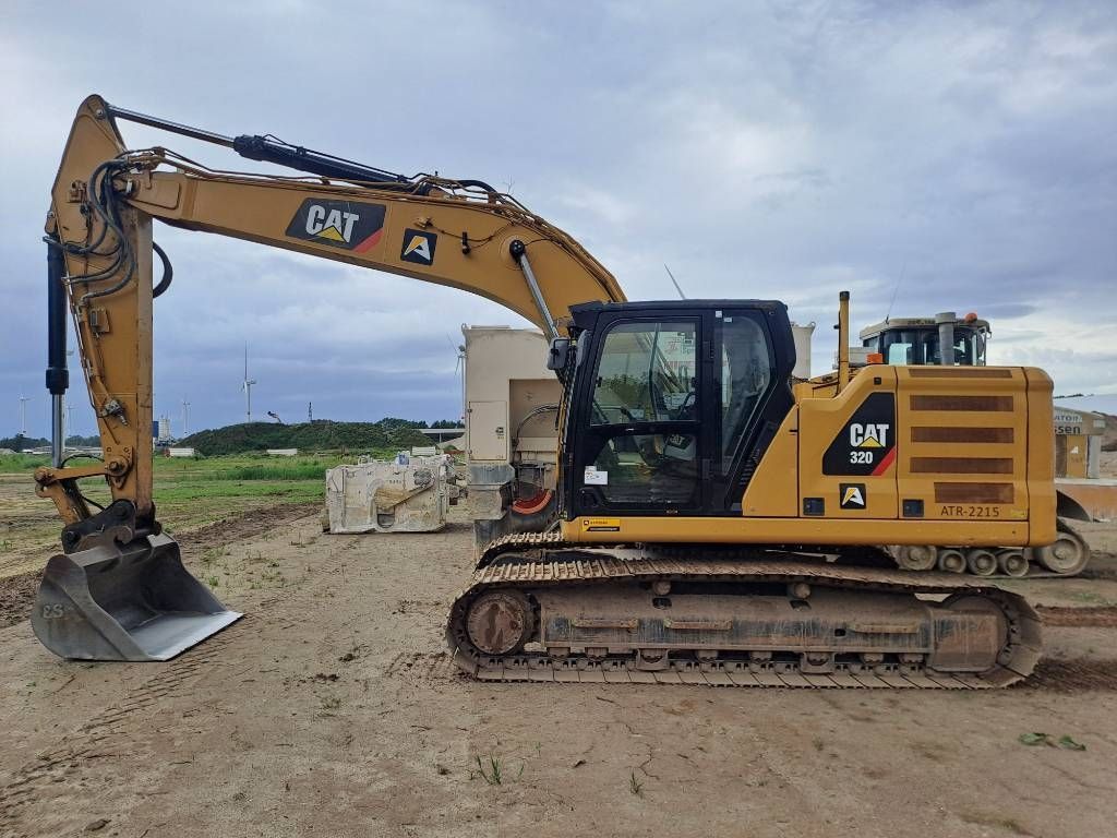 Caterpillar 320 Raupenbagger 85.000 €