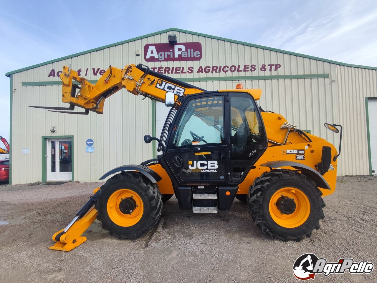 JCB 535-125 telehandler €44,500