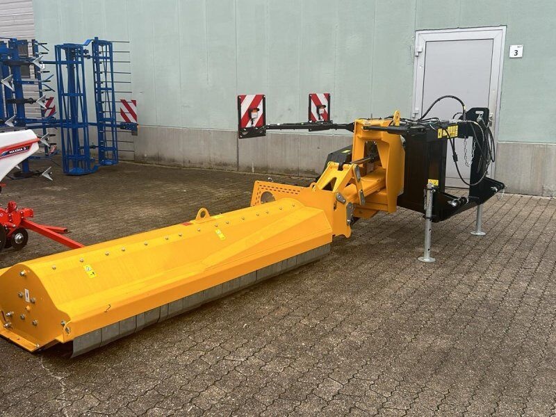 mu-m/s 250 municipal_winter_service_equipment 14 706 €