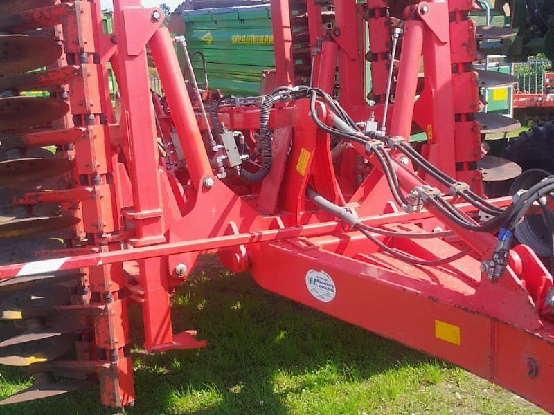 E-FARM: Kverneland taranis 600 rp - Дисковая борона и компакт-диск - id VNNFCLM - 13 750 € - Год выпуска: 2011 - Германия