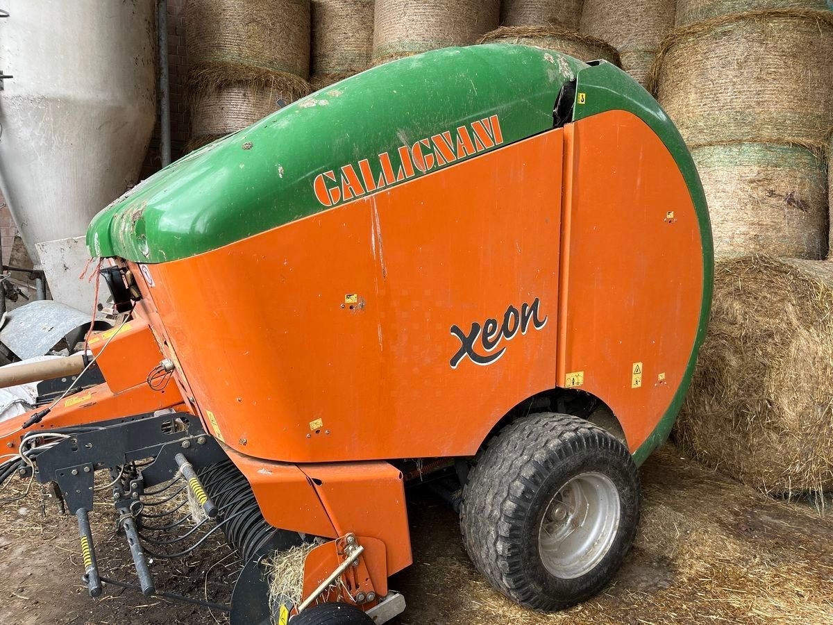 E-FARM: Gallignani xeon - Baler - id FSLZ1CD - €7,000 - Year of construction: 2003 - Italy