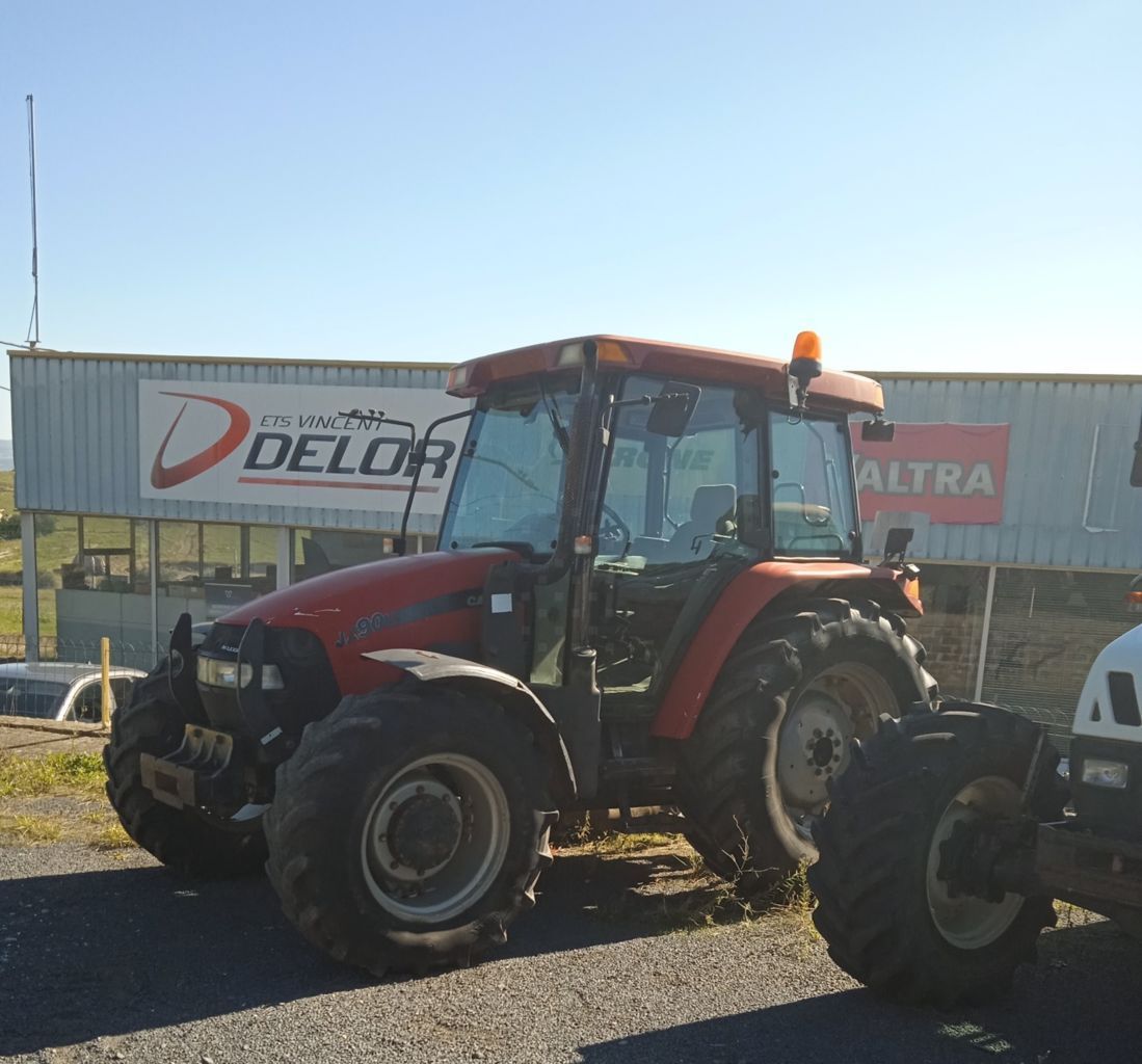 E-FARM: Case IH Farmall 90 - Tractor - id DGFUIP4 - 23.000 € - Año: 2003 - Horas: 7.000,Potencia del motor: 90,Francia