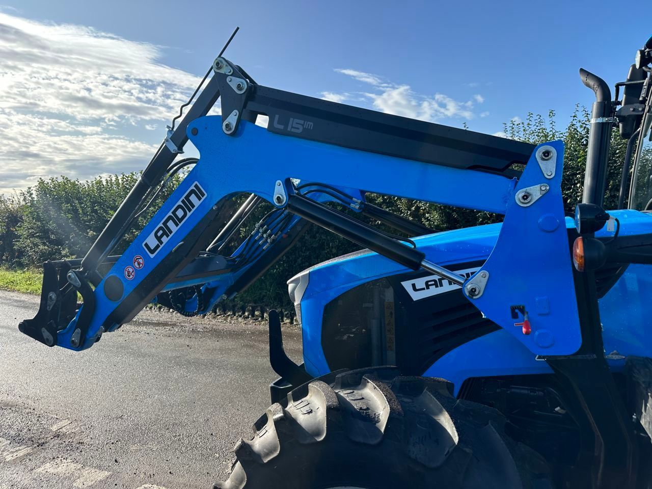 E-FARM: Landini 5.085 - Tractor - id 81MEB5K - €47,483