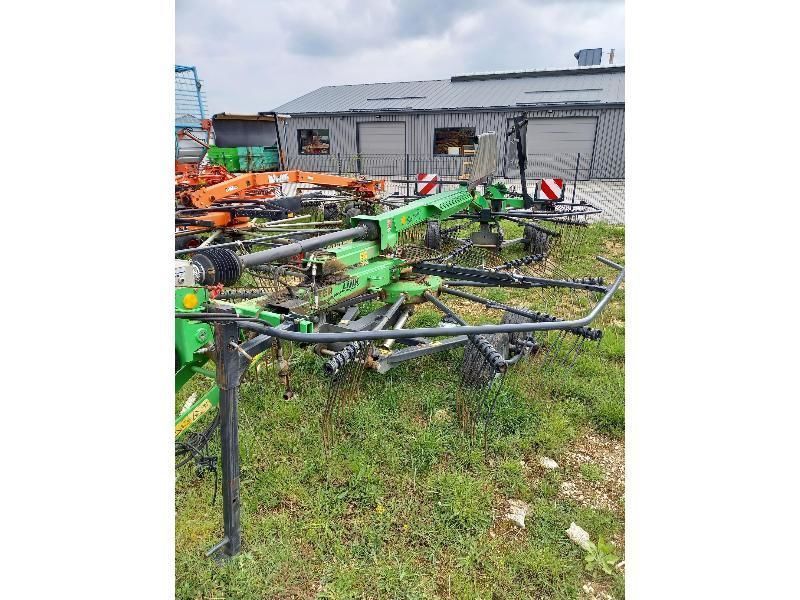E-FARM: Deutz-Fahr swatmaster 7132 evo - Karuzelowy przetrząsacz do siana - id YGJZLQH - 7500 € - Rok produkcji: 2013 - Francja