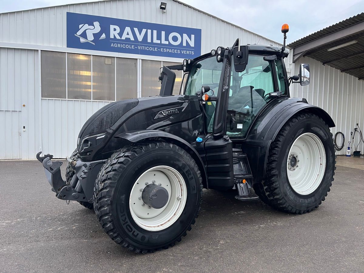 Valtra T254 Versu Traktor