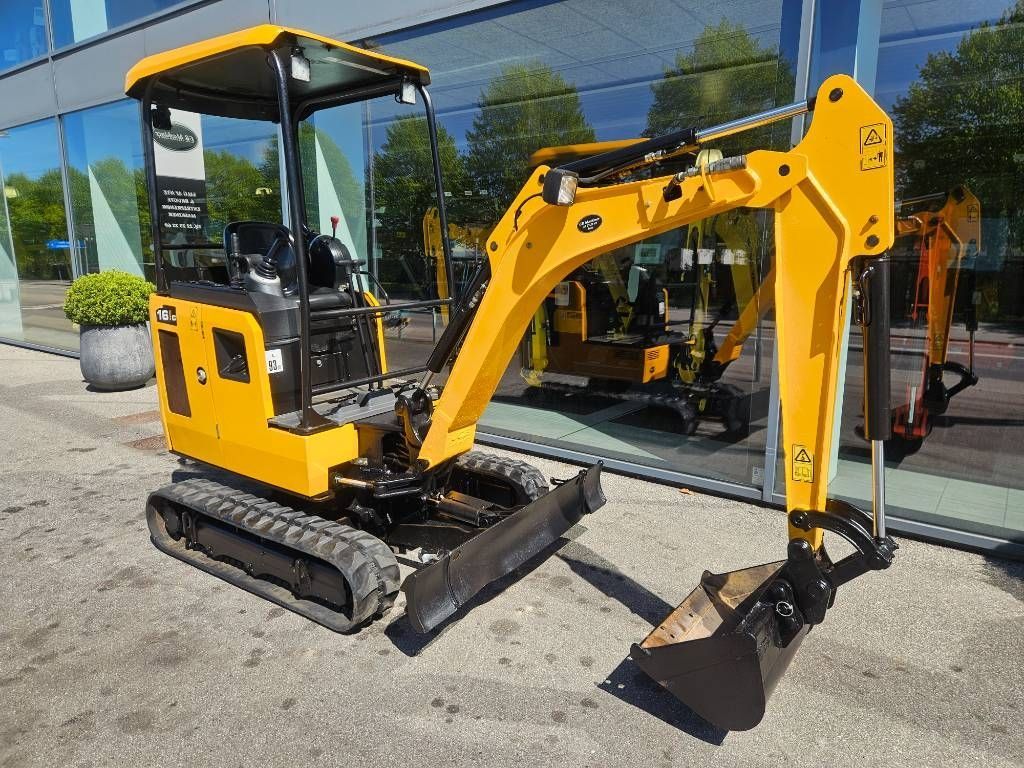JCB 16 c Mini excavator €15,122