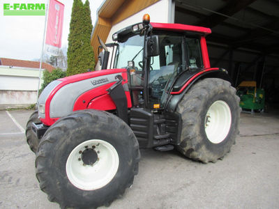 E-FARM: Valtra N101 - Tractor - id MHRQSMC - €40,000 - Year of construction: 2010 - Engine hours: 7,930,Engine power (HP): 114,Austria