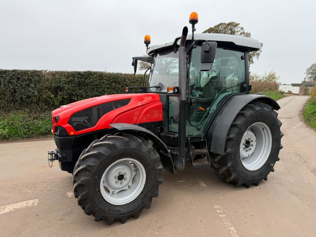 E-FARM: SAME Dorado 95 - Tractor - id 4CCRPWE - €38,754 - Year of construction: 2023 - Engine hours: 1,400,Engine power (HP): 95,United Kingdom