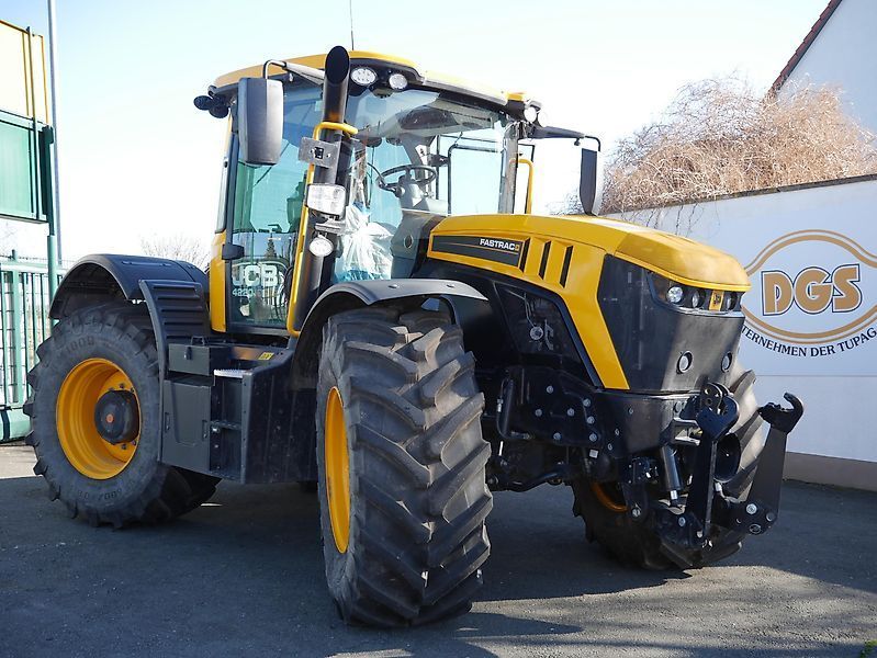 JCB Fastrac 4220 iCON Tractor €189,000