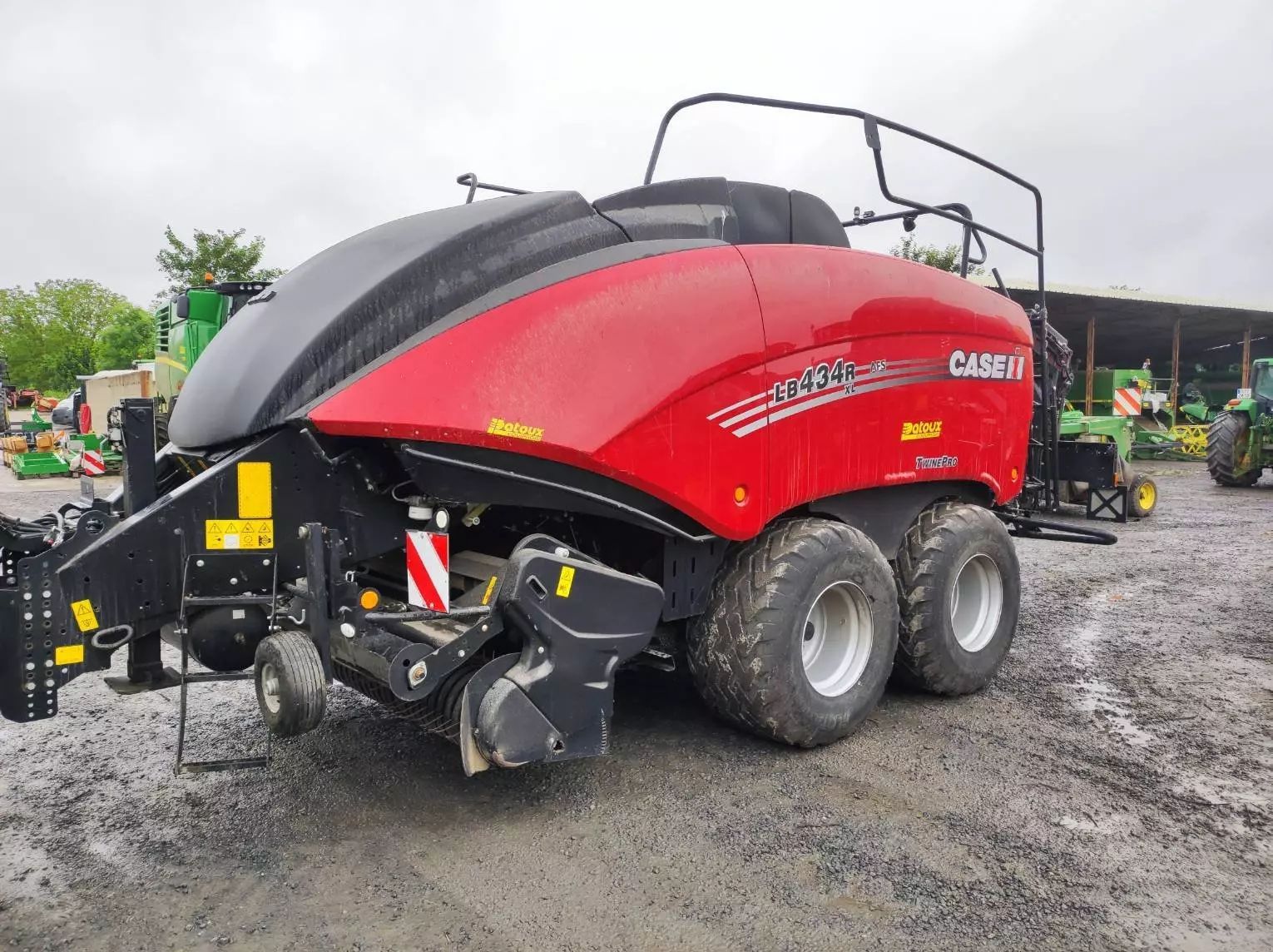 E-FARM: Case IH LB 434 XL - Baler - id 4FIVGRI - €124,000 - Year of construction: 2020 - France