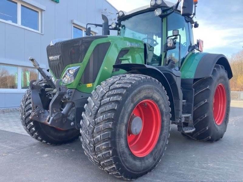 E-FARM: Fendt 826 Vario ProfiPlus - Tractor - id RR7CAKB - €89,000 - Year of construction: 2016 - Engine hours: 7,072,Engine power (HP): 265,Germany