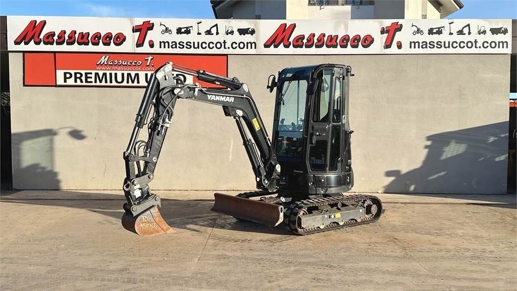 E-FARM: Yanmar vio26-6 - Mini escavatore - id KIWFTMG - 33.000 € - Anno di costruzione: 2020 - Italia