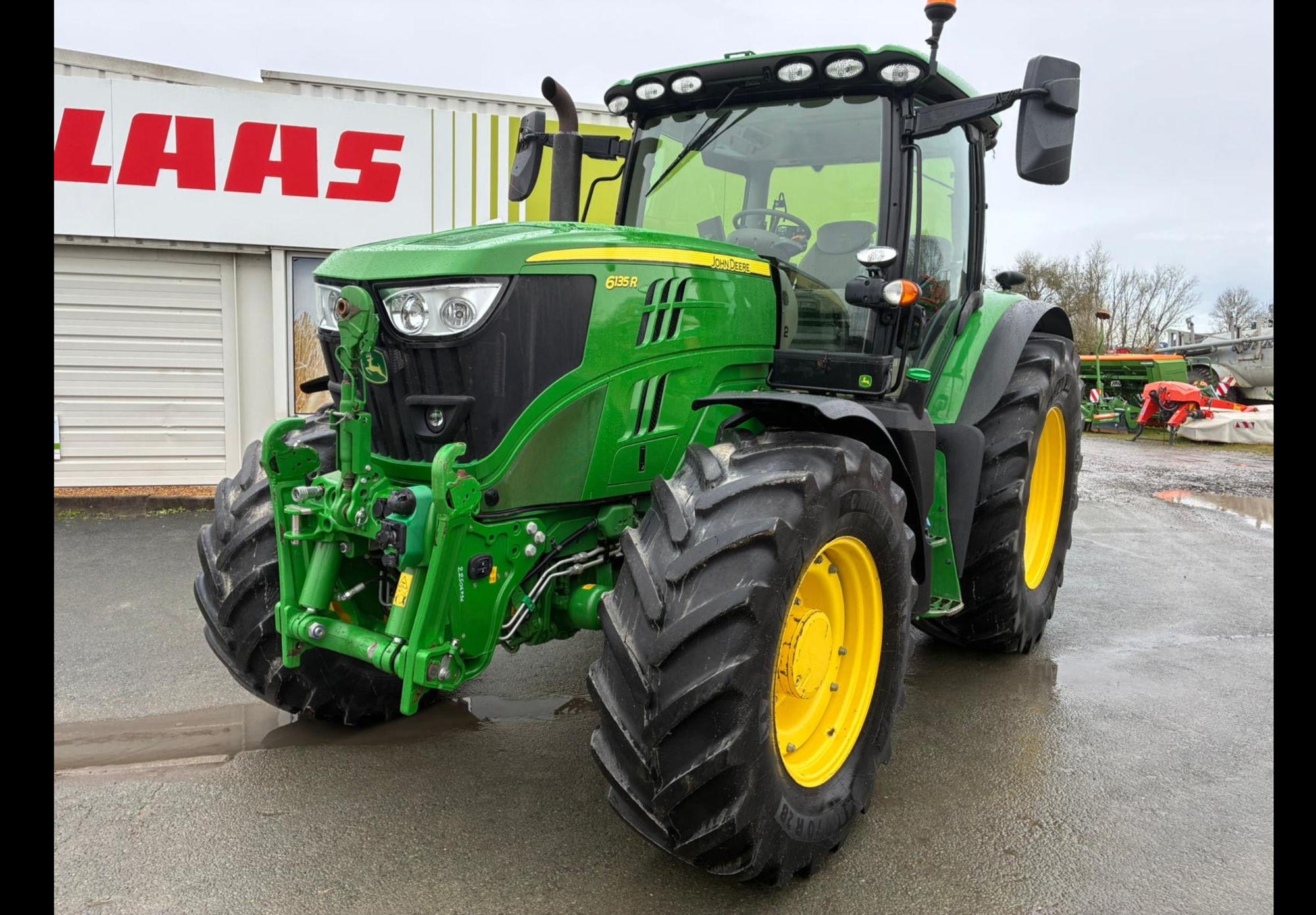 John Deere 6135 R Tractor €85,000
