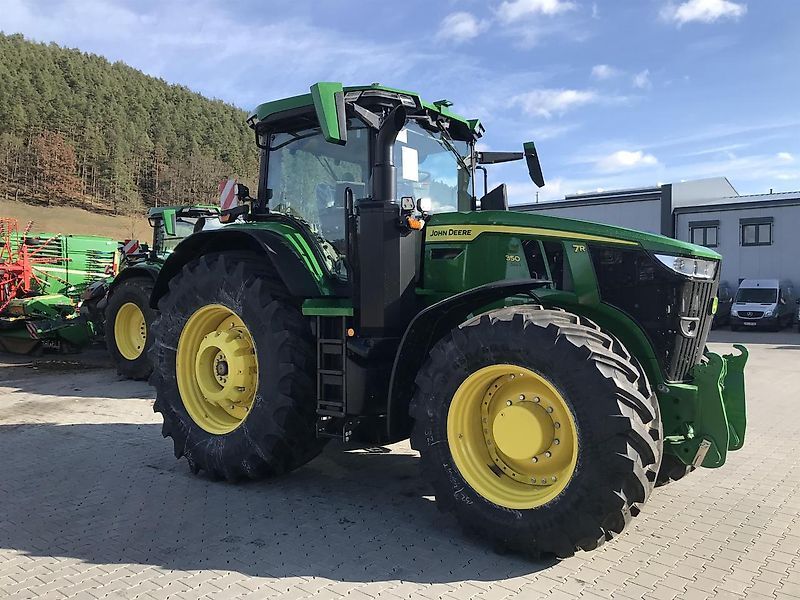 E-FARM: John Deere 7R 350 - Tractor - id CBHSYMQ - 295.000 € - Año: 2024 - Horas: 644,Potencia del motor: 349,Alemania