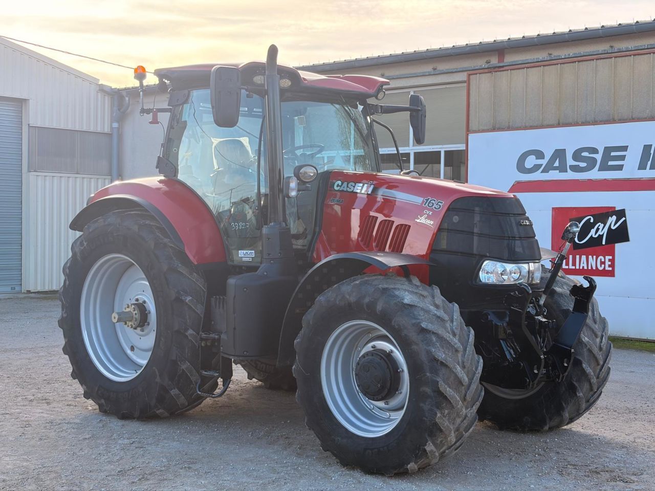 Case IH Puma 165 CVX Traktor 62 000 €