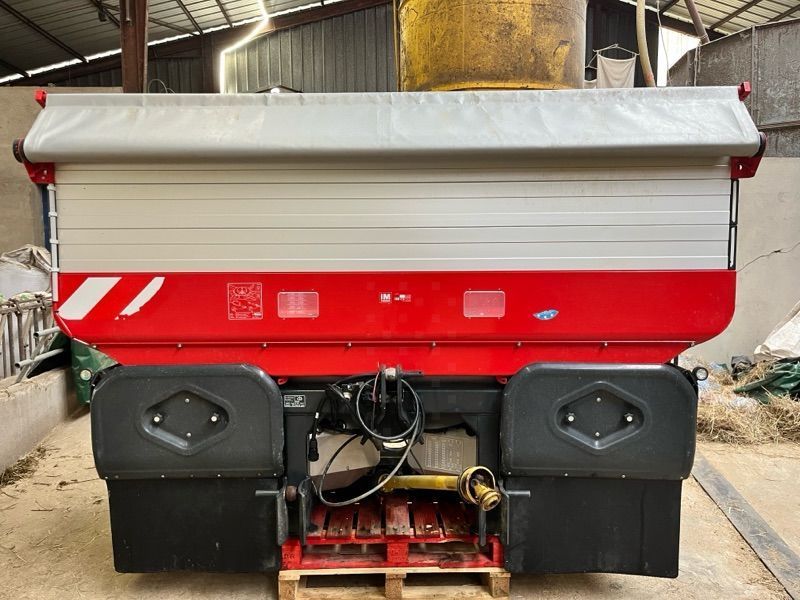 E-FARM: Kverneland geospread tlx 3900 - Esparcidor de abono - id DGGJI97 - 18.000 € - Año: 2019 - Francia