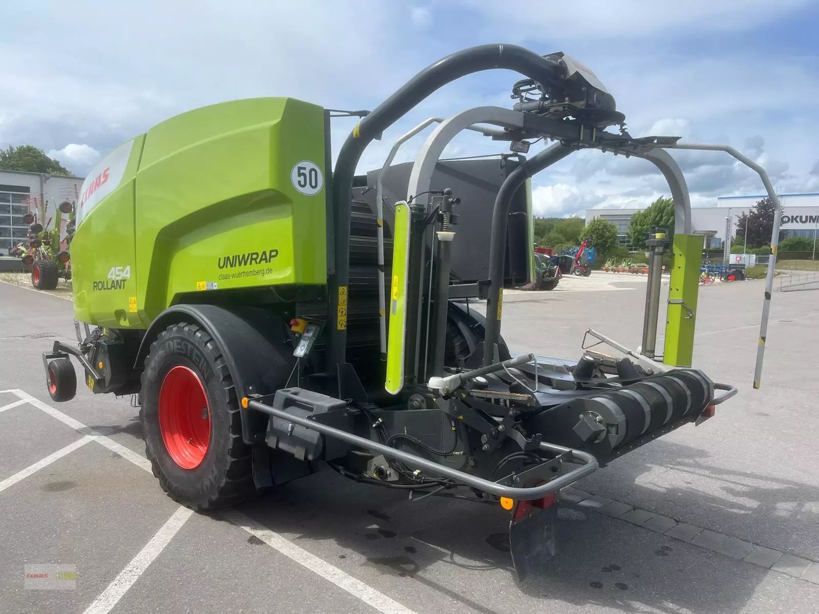 Claas Rollant 454 RC Uniwrap Baler €32,000