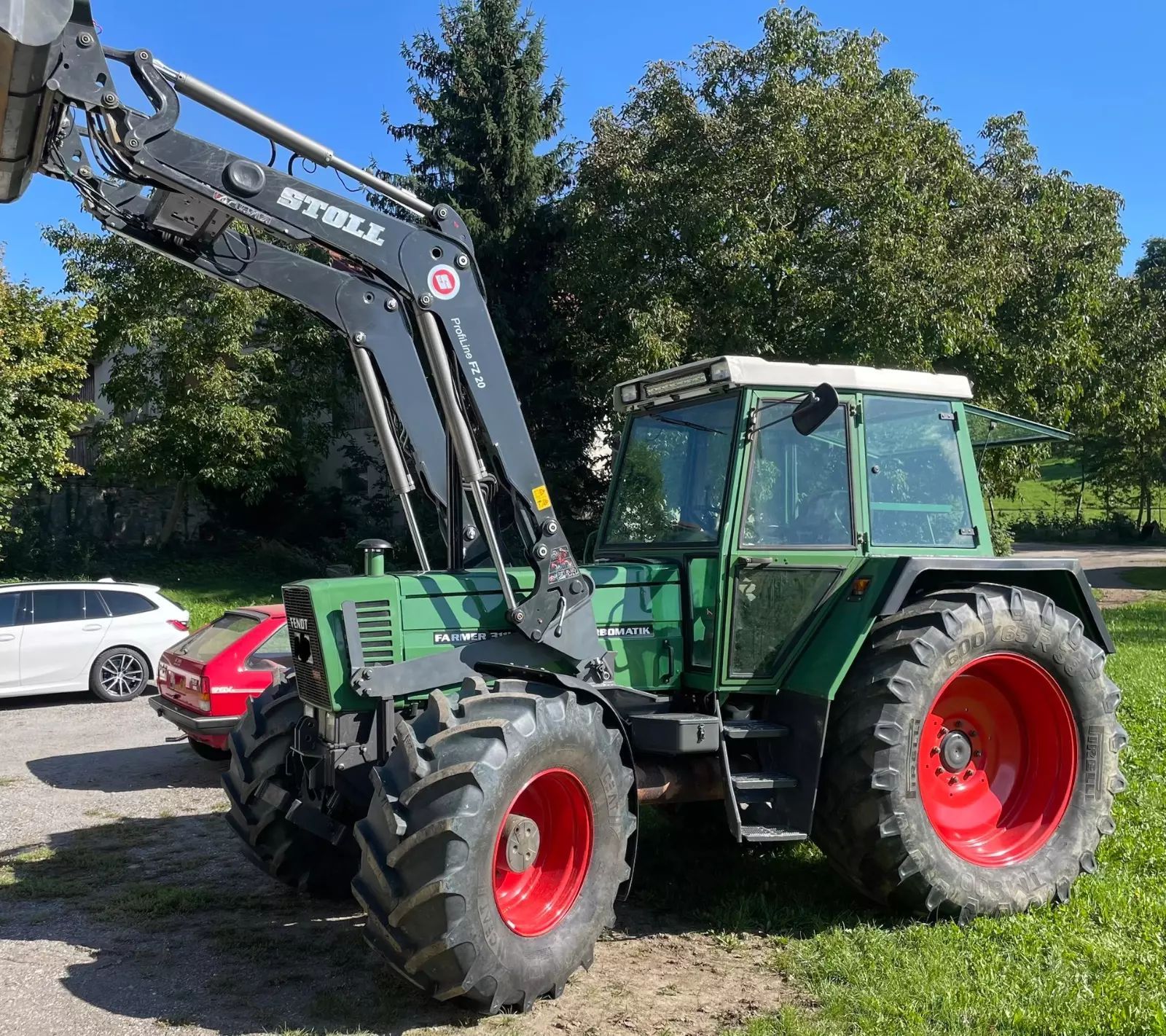 Fendt 311 Vario Tractor €45,000