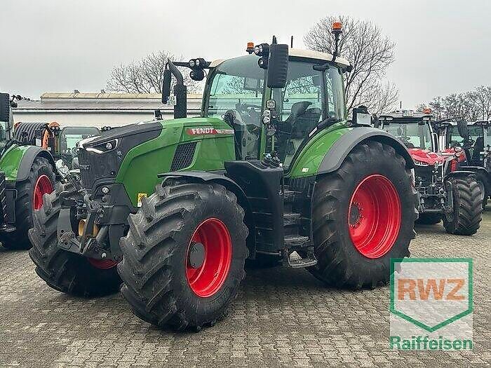 Fendt 728 Vario ProfiPlus Traktor 229.900 €