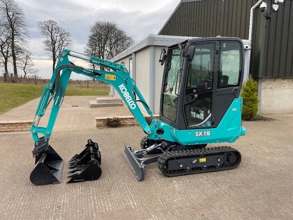 Kobelco sk 19 Minirypadlo 26 180 €