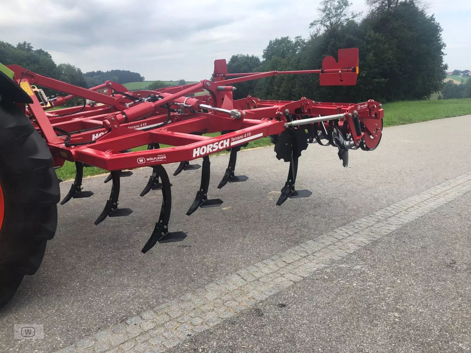 HORSCH Terrano 4 FX Cultivator €23,500