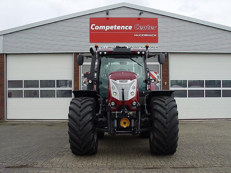E-FARM: McCormick X7.624 VT-Drive - Tracteur - id FSBRA4B - Année: 2023 - Lecture du nombre d'heure: 1,Puissance du moteur (chevaux): 239,Allemagne