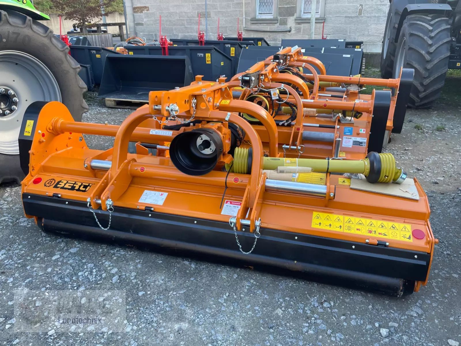 E-FARM: BERTI bimax 250 - Topper - id DL3KPPK - 7.857 € - Baujahr: 2022 - Deutschland
