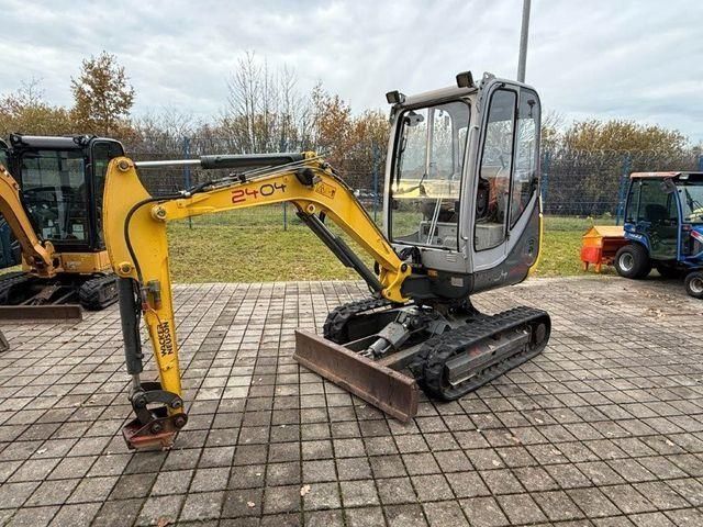 Wacker Neuson 2404 rd / vds Mini excavator 14.900 EUR