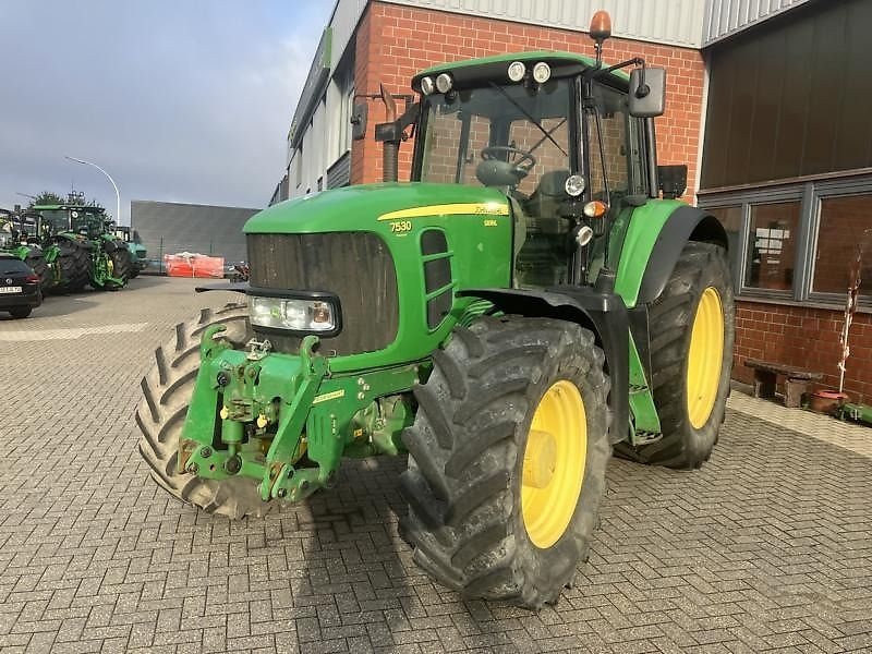 John Deere 7530 tractor 39 000 €