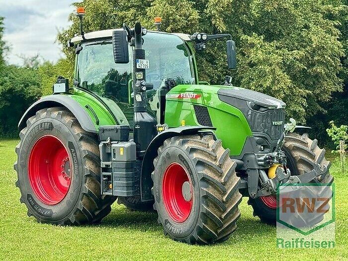 E-FARM: Fendt 724 Vario - Trattore - id PRBSRWR - 199.900 € - Anno di costruzione: 2024 - Ore: 398,Germania