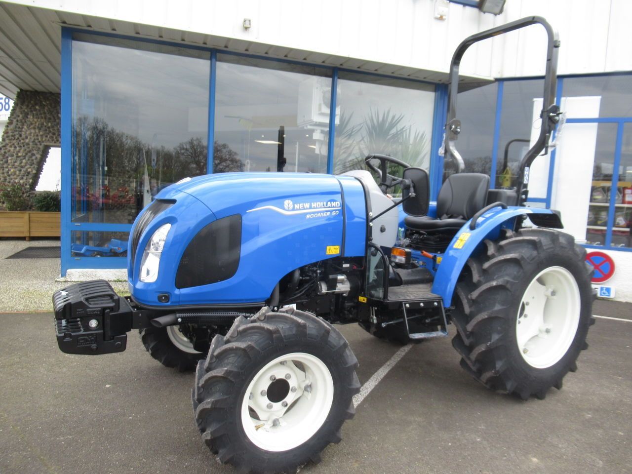 E-FARM: New Holland Boomer 50 - Tractor - id 9YTMSTA - €29,000 - Year of construction: 2025 - Engine hours: 5,Engine power (HP): 50,France