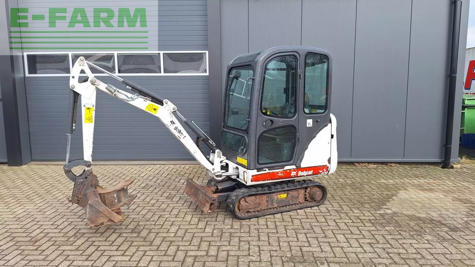 Bobcat 323 Мини-экскаватор 9 950 €