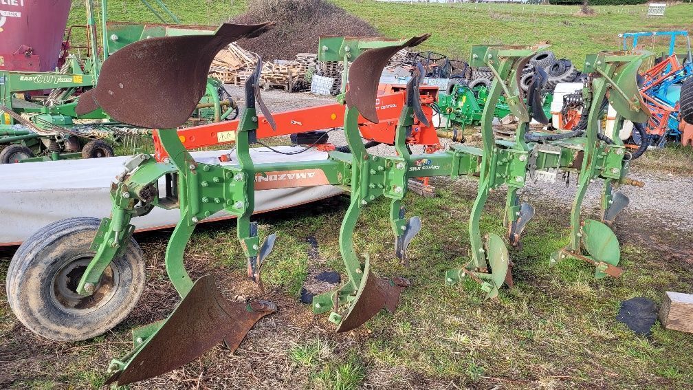 Amazone cayros xms v Arado 8600 €