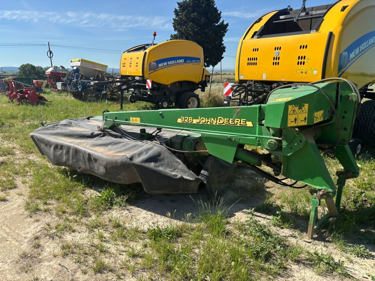 John Deere 324A Falciatrice - tosaerba