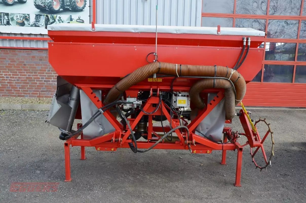 Kverneland fronttank df-2 Máquina sembradora otros 7300 €