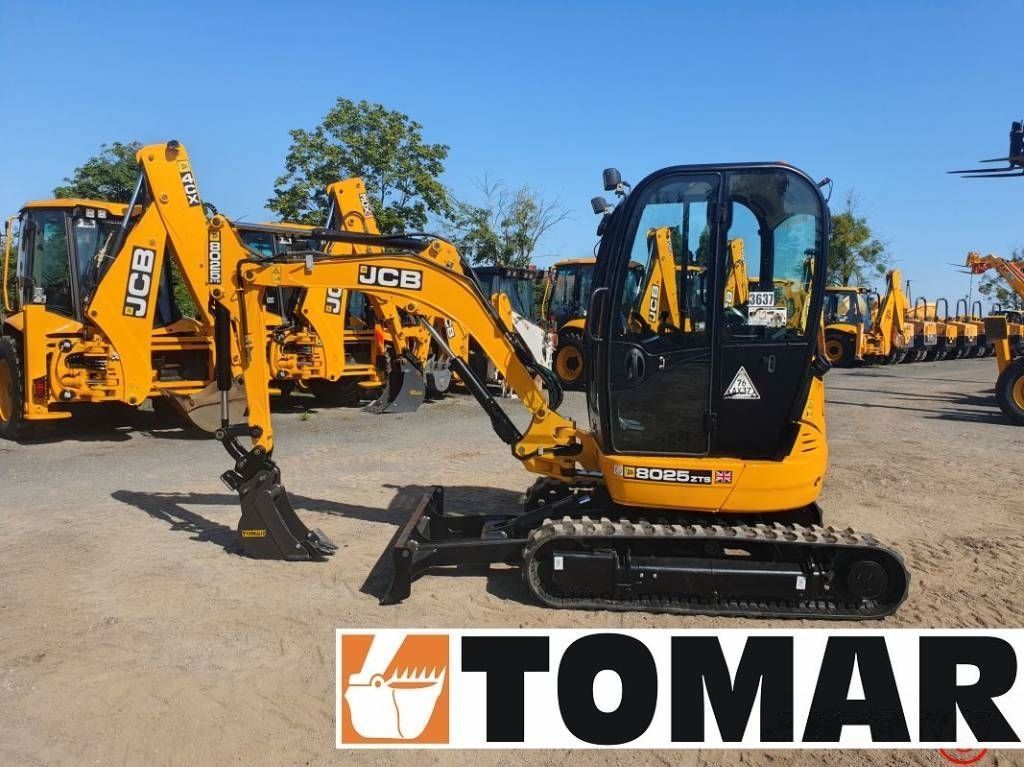 JCB 8025 zts Mini-pelle 20 796 €