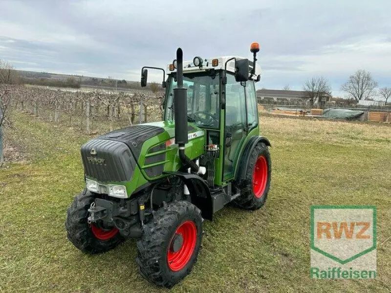 E-FARM: Fendt 208 Vario V - Trattore - id NMVQVP6 - 69.748 € - Anno di costruzione: 2017 - Ore: 3.405,Potenza del motore: 80,Germania